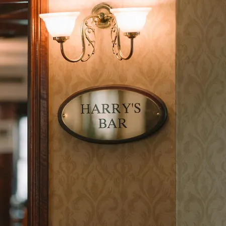 Kee'S Hotel Hotel