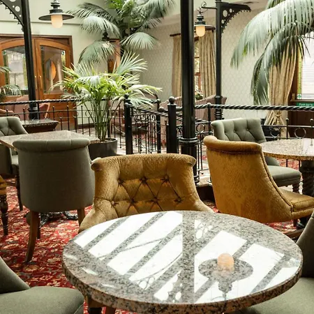 Hotel Kee'S Hotel 3*