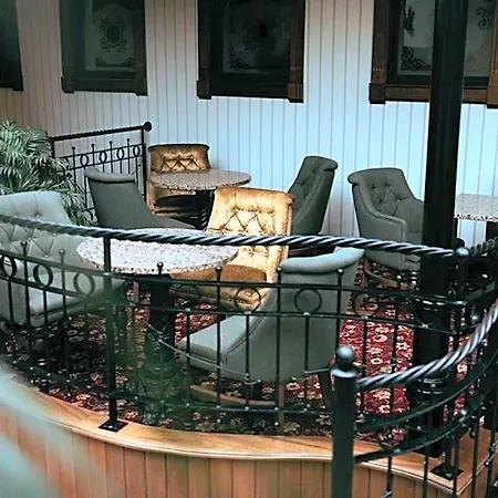 Hotel Kee's 3*