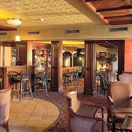 Kee's Hotel