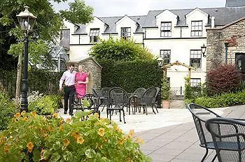 Kee's Hotel