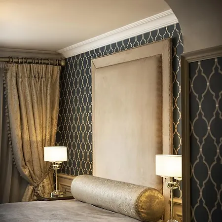 Kee'S Hotel 3* Stranorlar